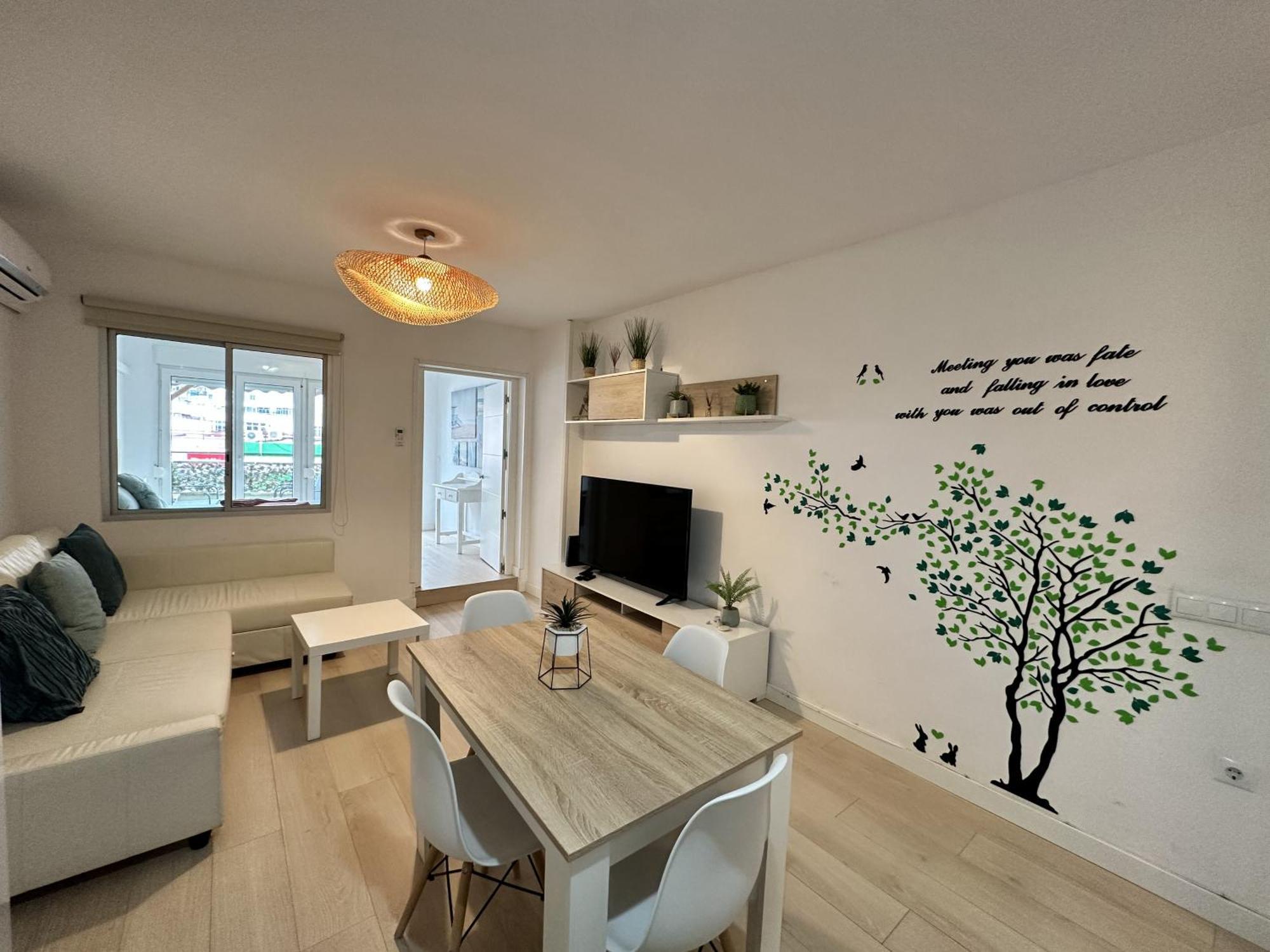 Ver1 - Terraza - 1 Dorm - Wifi - Centro A 100 Metros - Playa A 600 Metros Τορρεμολίνος Εξωτερικό φωτογραφία